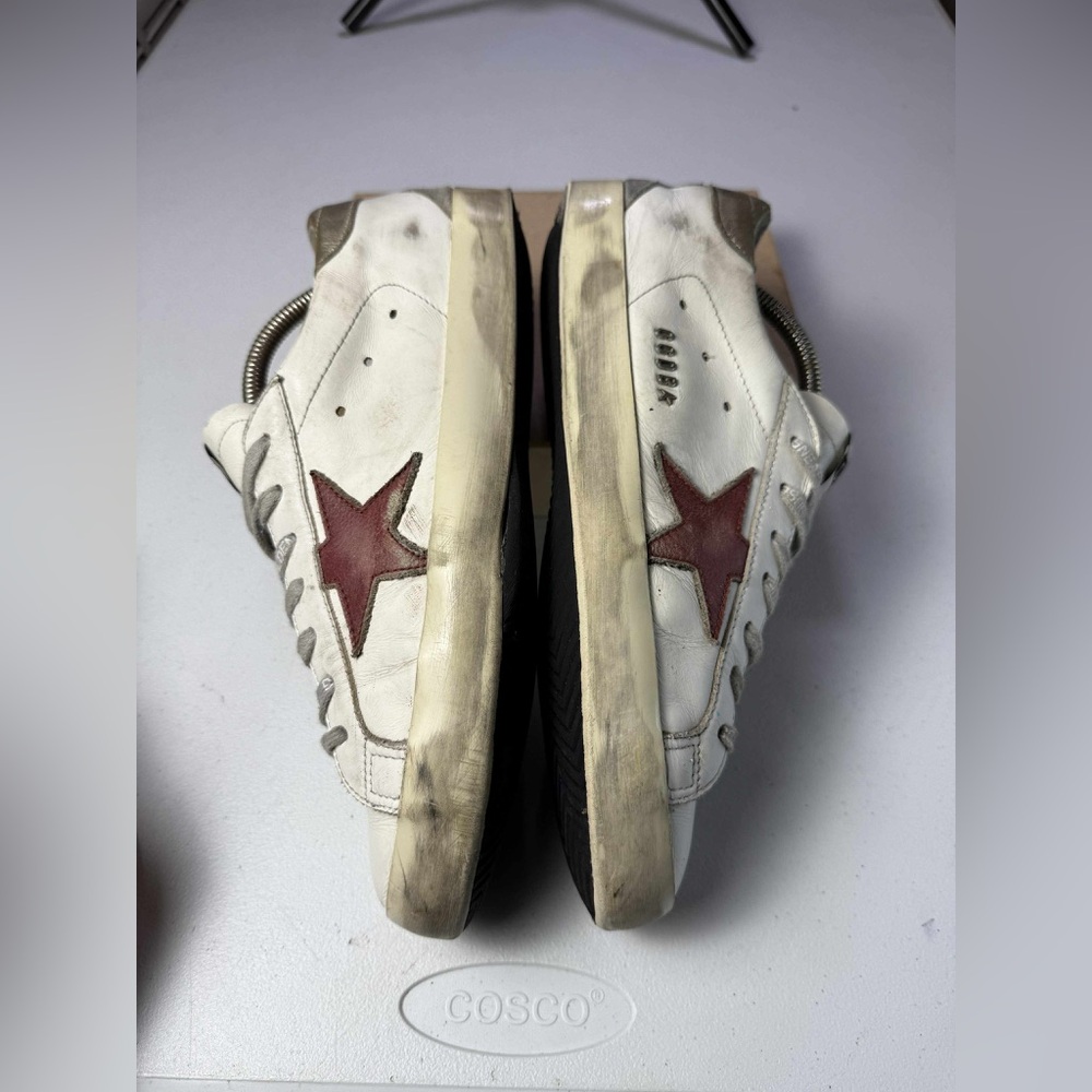 Golden Goose Leather Printed
Sneakers - White Sneakers, Shoes Sz 42 / US 9 - Picture 11 of 16